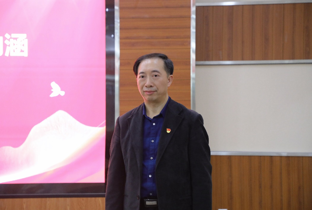 砥砺深耕 让理论之树常青 | 学校马克思主义学院举办主题讲座